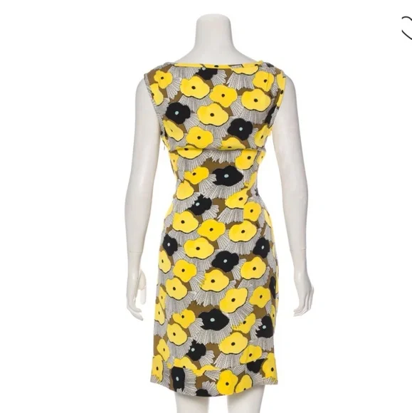 Diane Von Furstenberg New Della Silk Dress - Picture 2 of 8